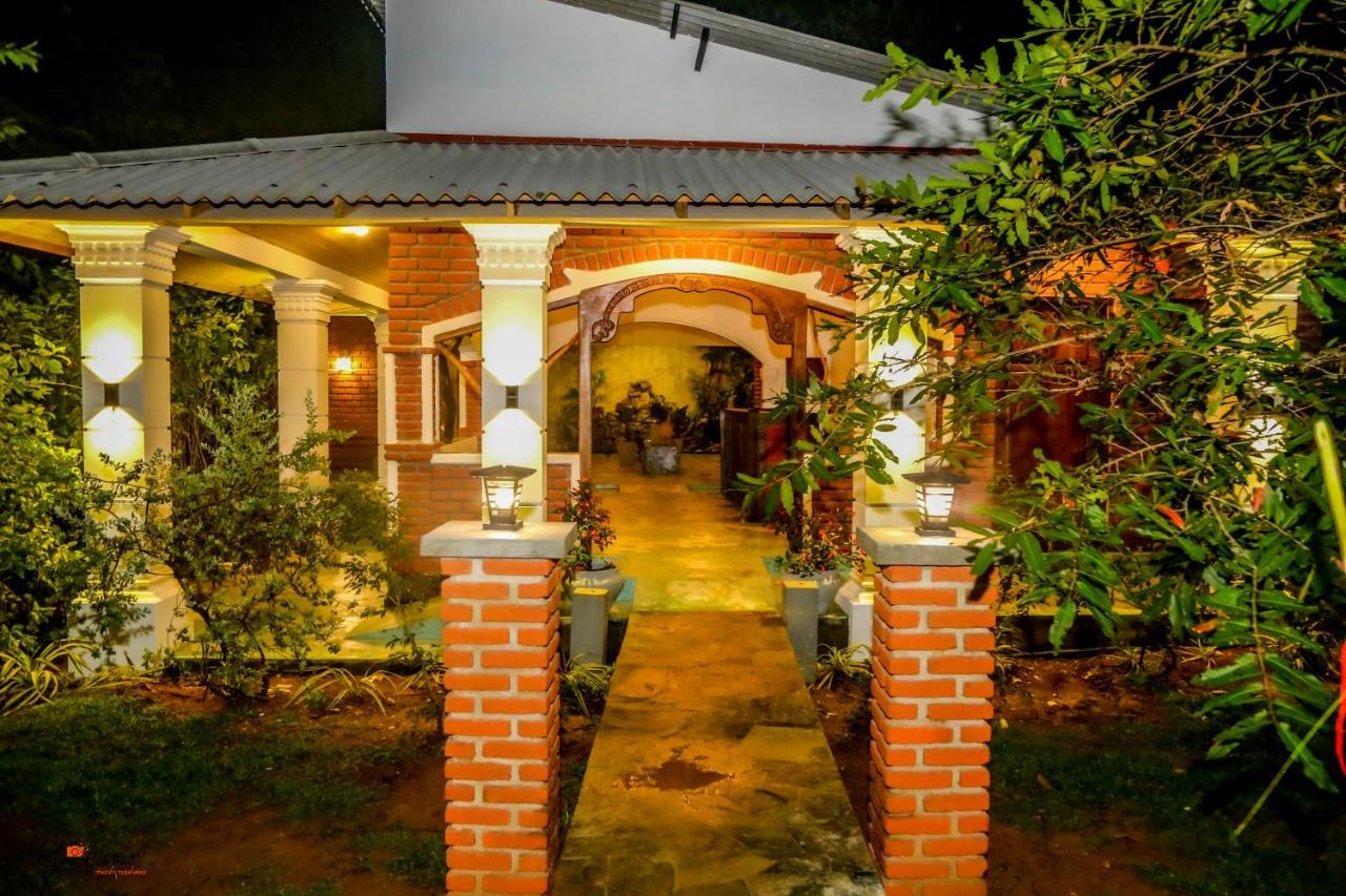 Naturaliza Sigiriya Exterior foto